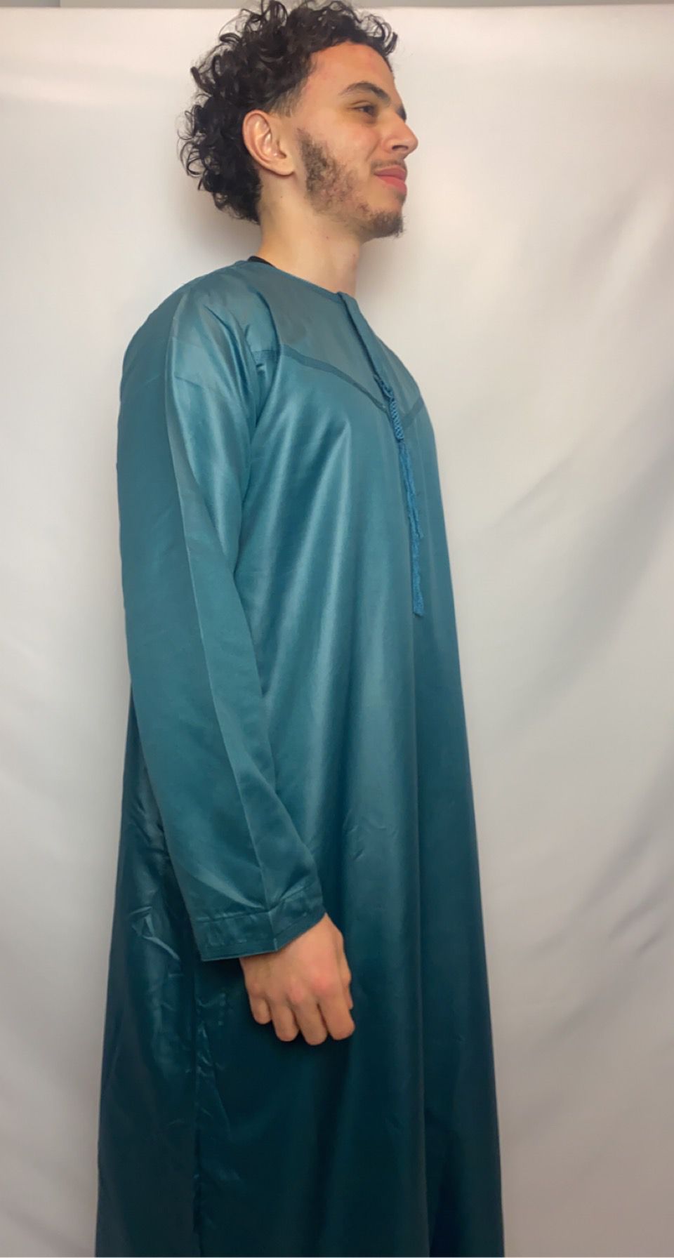 Glossy Aquamarine Emirati Thobe