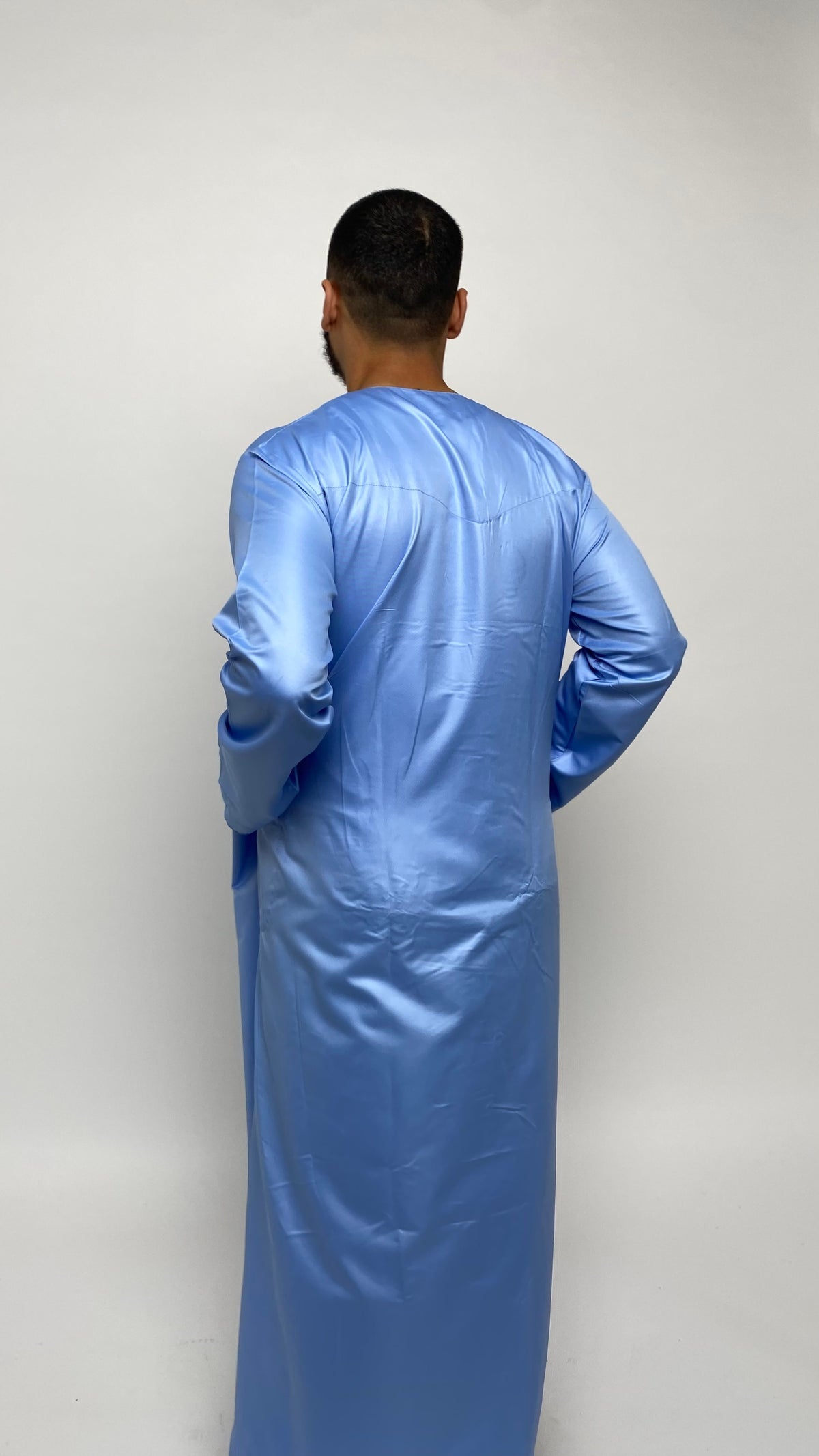 Glossy Sky Blue Emirati Thobe