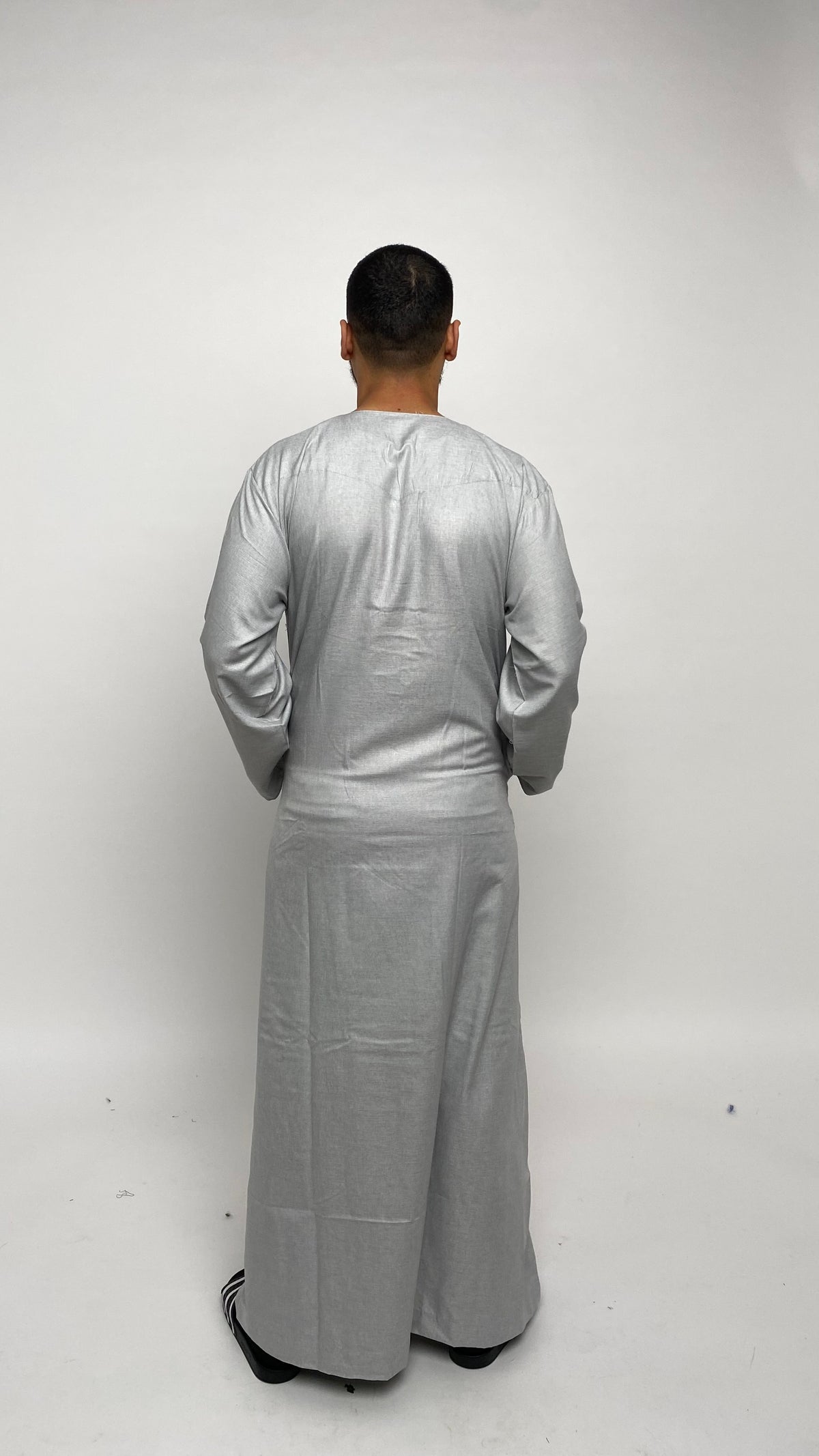 Fossil Grey Emirati Thobe
